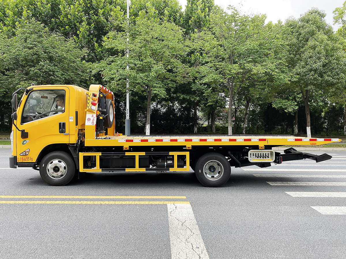 國六江鈴凱運藍牌一體板清障車